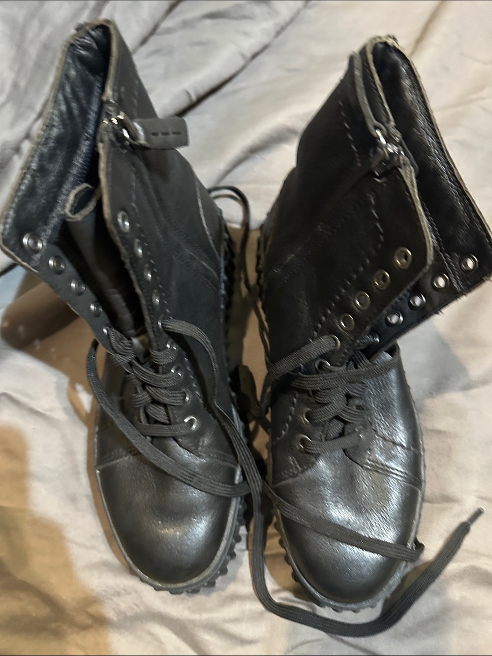 Clark’s Women’s Black Lace-Up Combat Boots 7